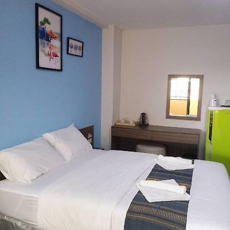 Apartmán โสดาอพาร์ทเม้นท์​ Ban Lam Phak Kut Exteriér fotografie