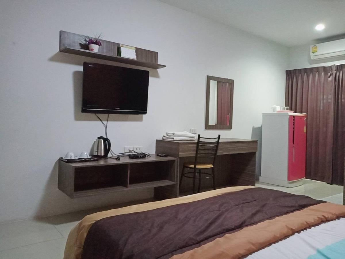 Apartmán โสดาอพาร์ทเม้นท์​ Ban Lam Phak Kut Exteriér fotografie